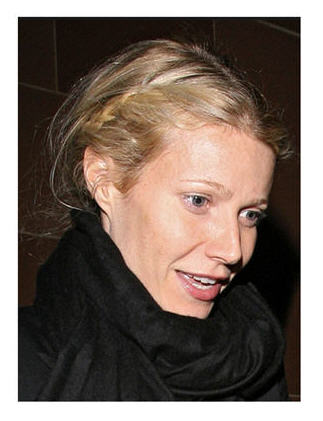 Gwyneth Paltrow out with no makeup still looks good